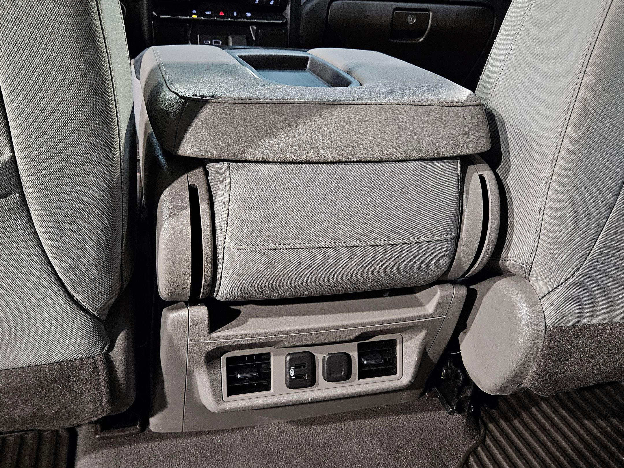 Used 2019 GMC Sierra 1500 SLE w/ SLE Value Package image 34