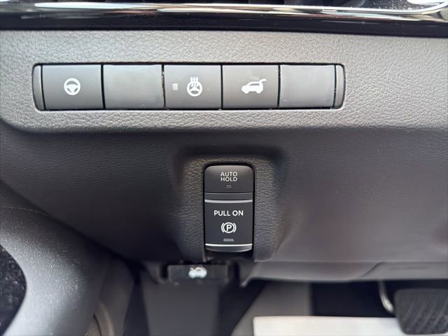 Certified 2025 Nissan Murano SL w/ Cargo Package AWD/4WD image 23