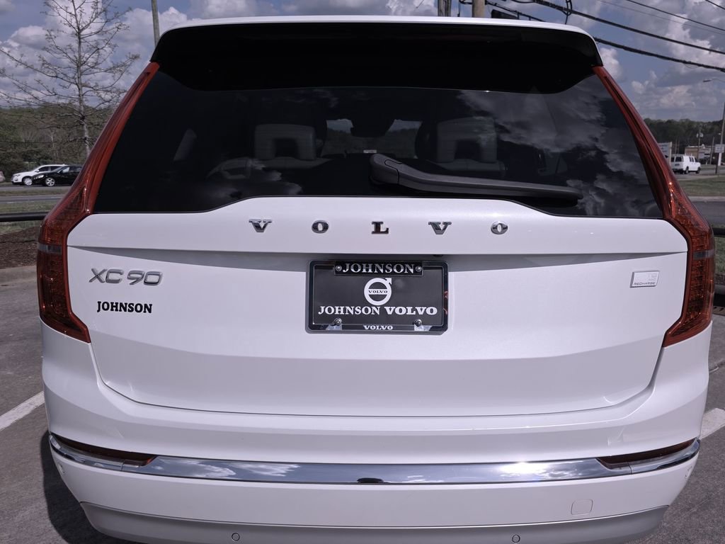 Used 2022 Volvo XC90 T8 Inscription Expression image 8