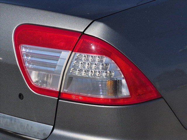Used 2009 Mercury Milan Premier FWD image 14