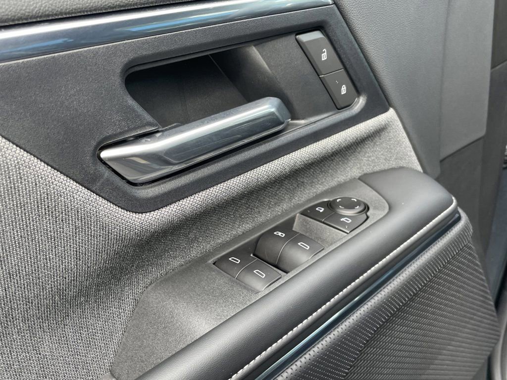 New 2026 GMC Sierra EV Elevation w/ LPO, Elevation Dark Package image 35