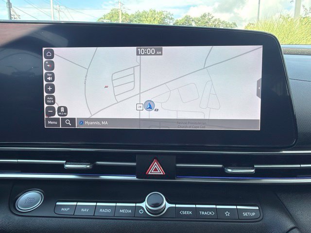 Used 2024 Hyundai Elantra Limited FWD image 25