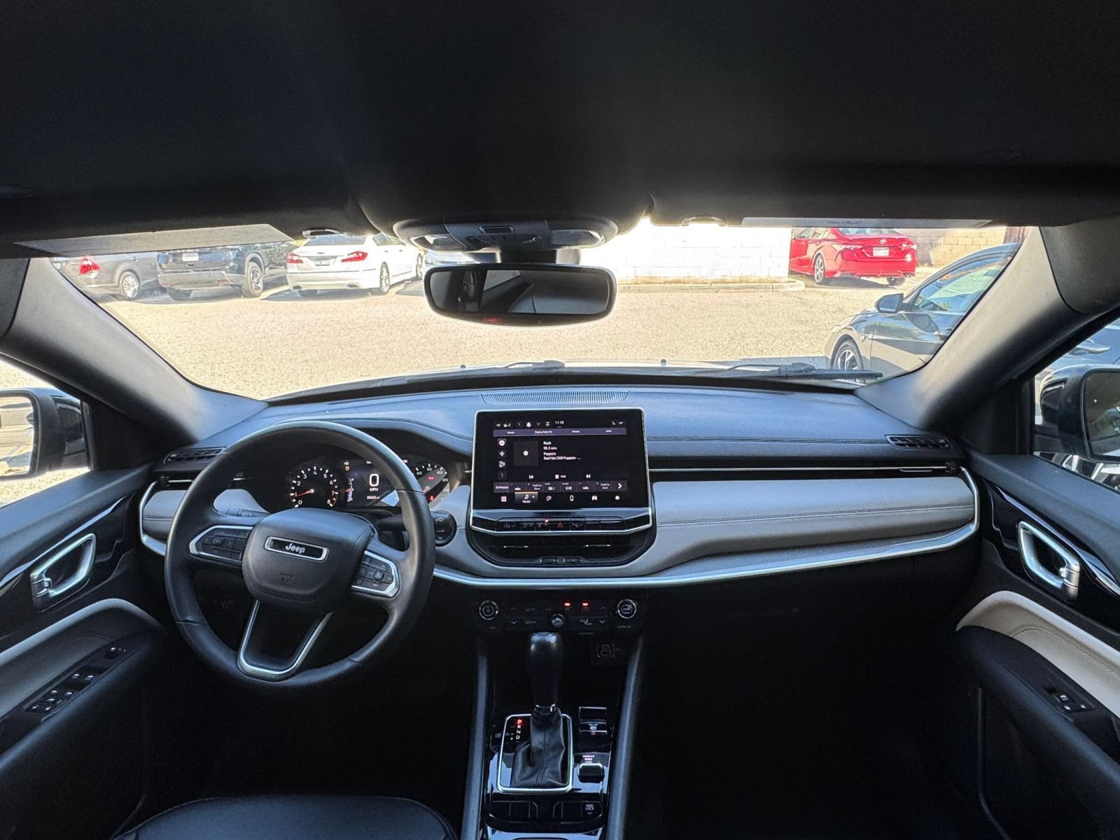 Used 2025 Jeep Compass Limited AWD/4WD image 32