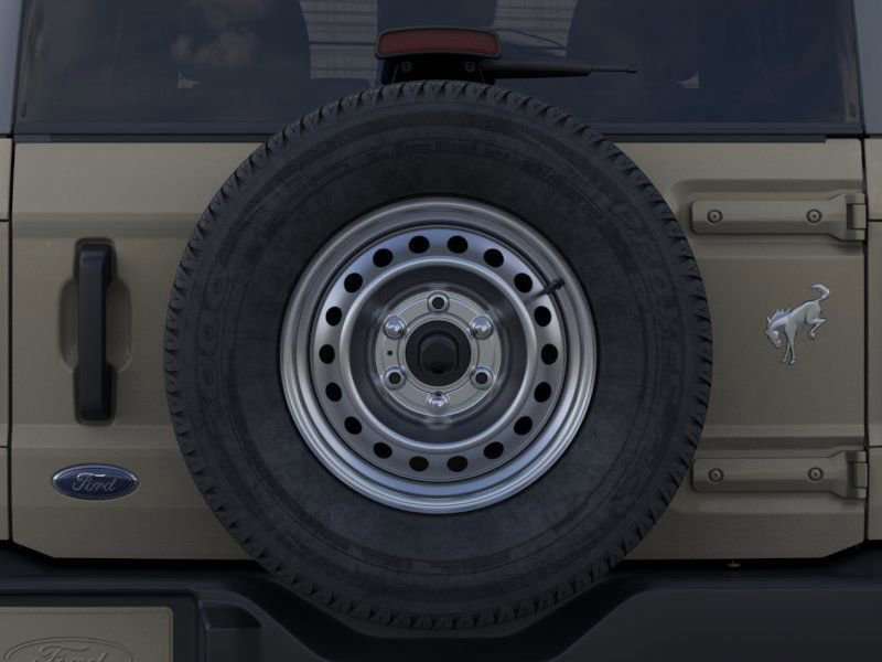 New 2025 Ford Bronco Base image 24