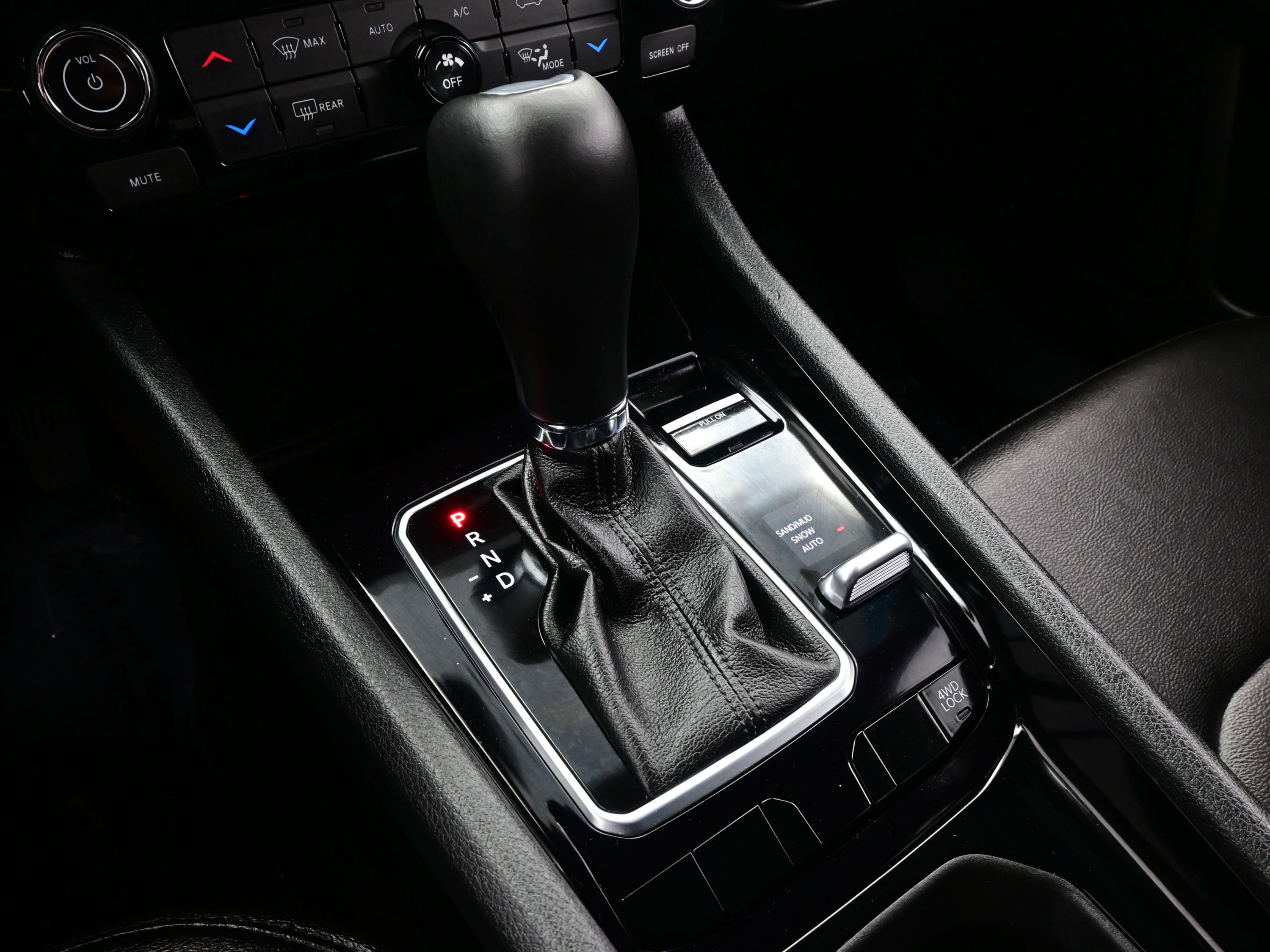 Used 2024 Jeep Compass Limited image 21