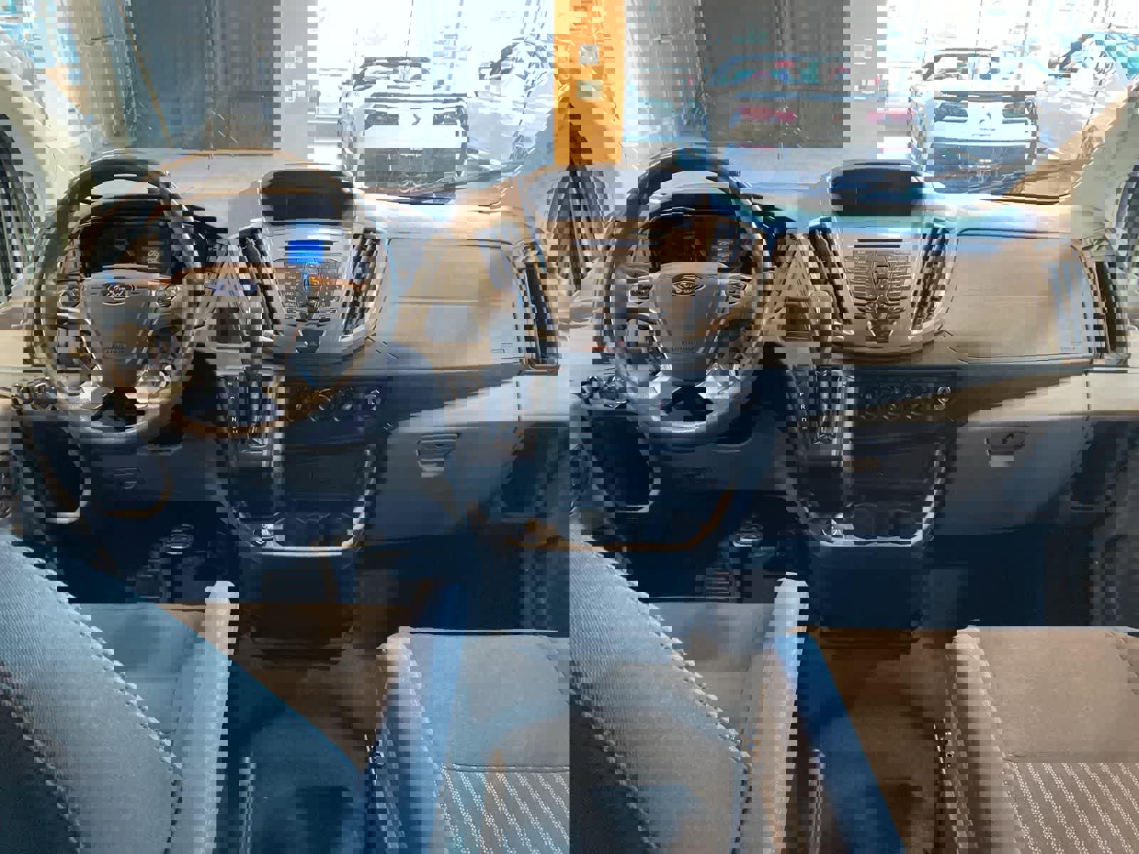 Used 2019 Ford Transit 150 XLT image 14