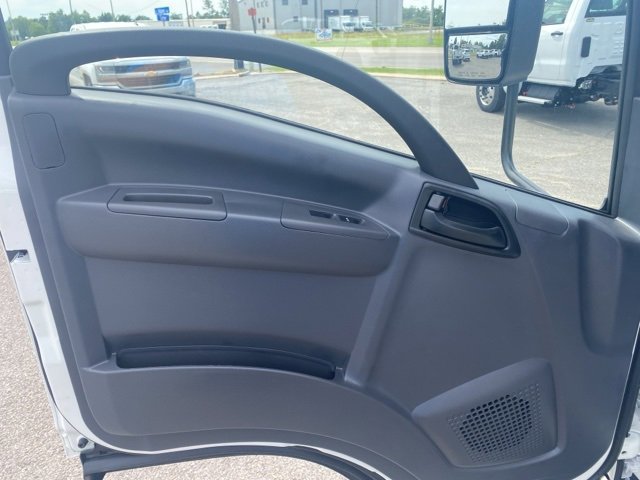 New 2024 Chevrolet Low Cab Forward image 10