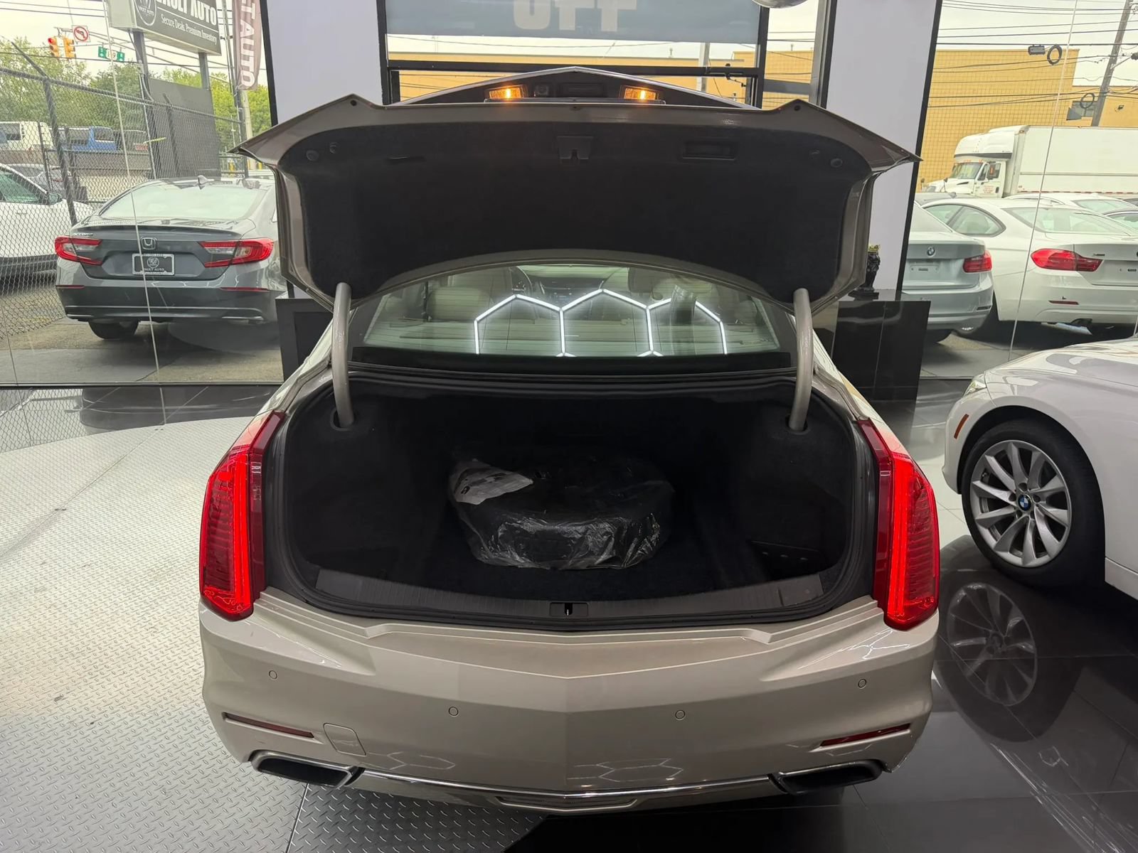 Used 2014 Cadillac CTS Luxury AWD/4WD image 14