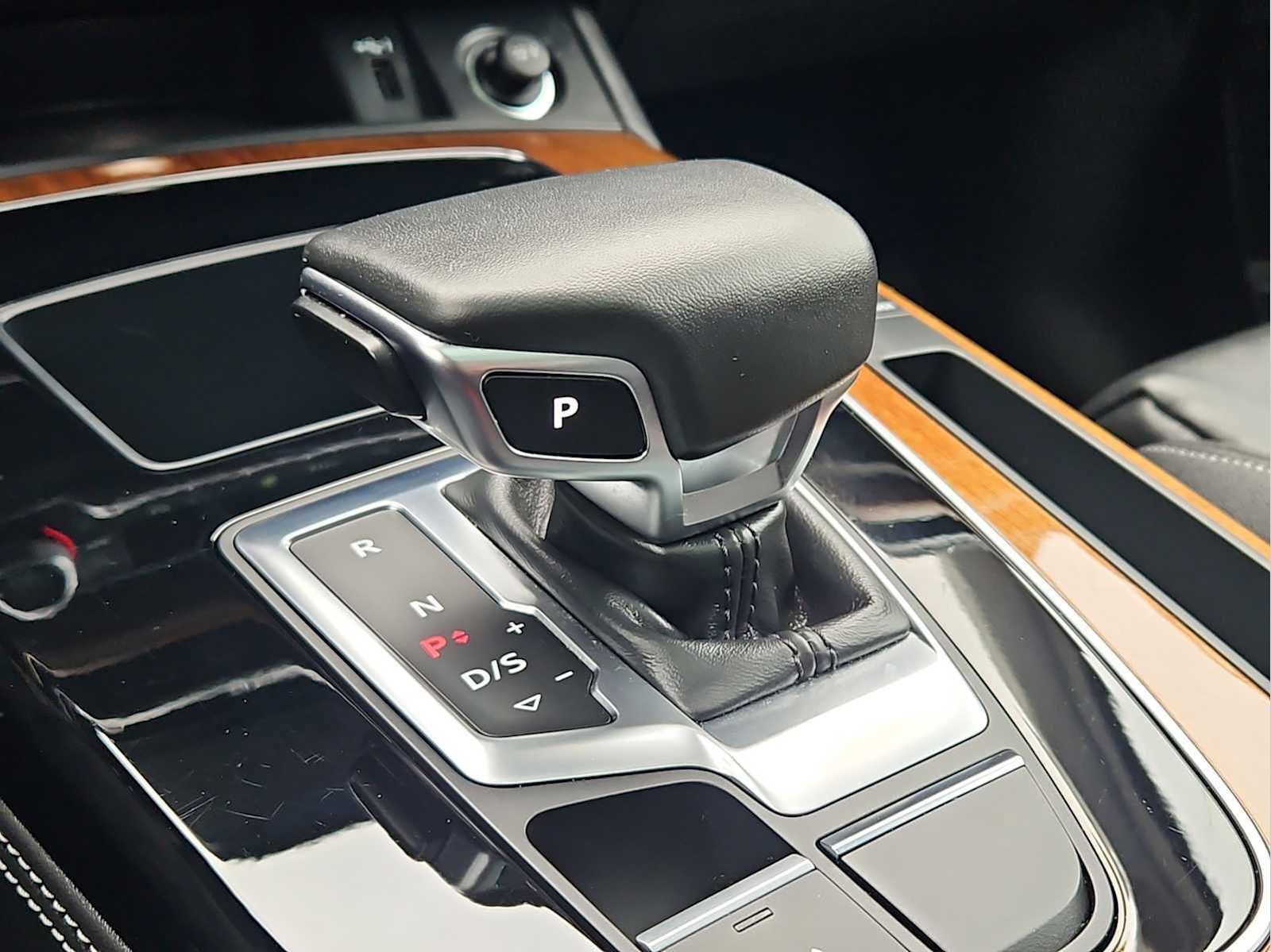 Used 2023 Audi Q5 2.0T Premium Plus w/ Premium Plus Package image 32