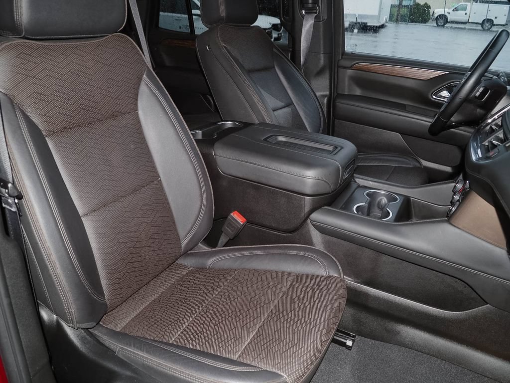Certified 2024 Chevrolet Tahoe High Country AWD/4WD image 23