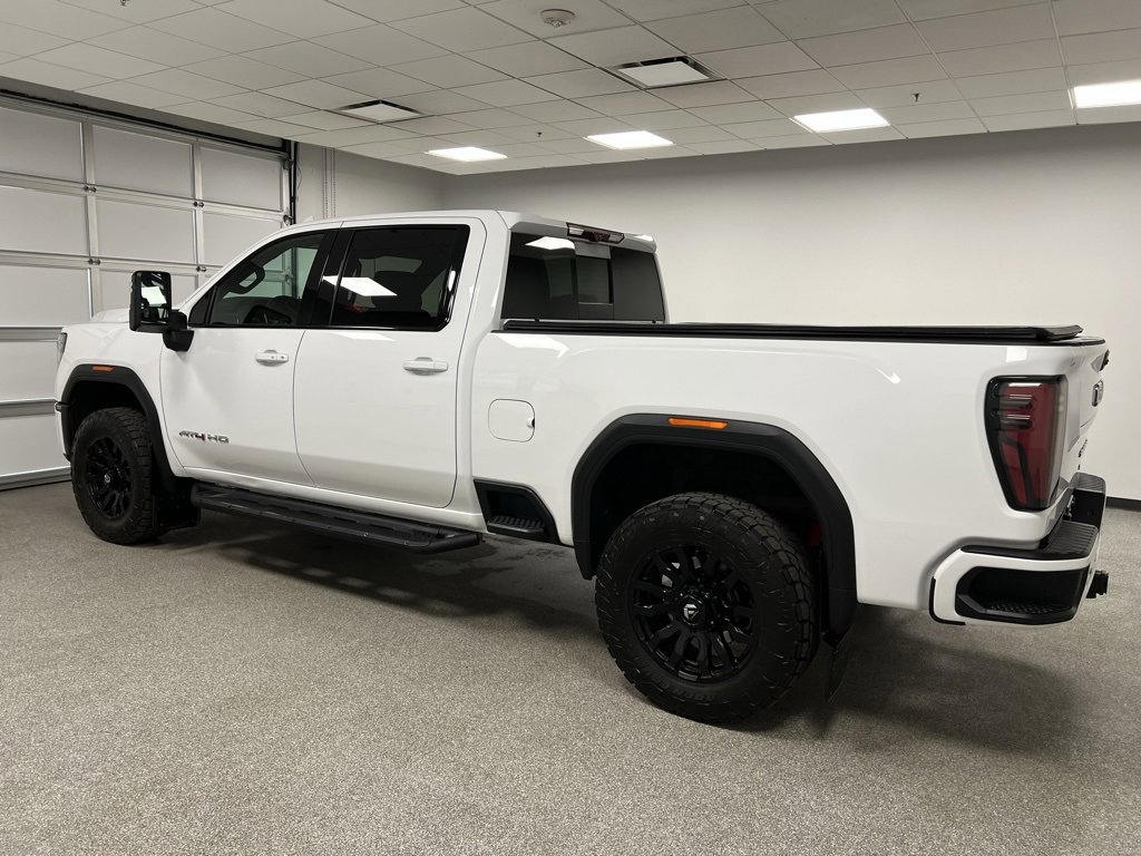 Used 2024 GMC Sierra 2500 AT4 w/ Technology Package image 8