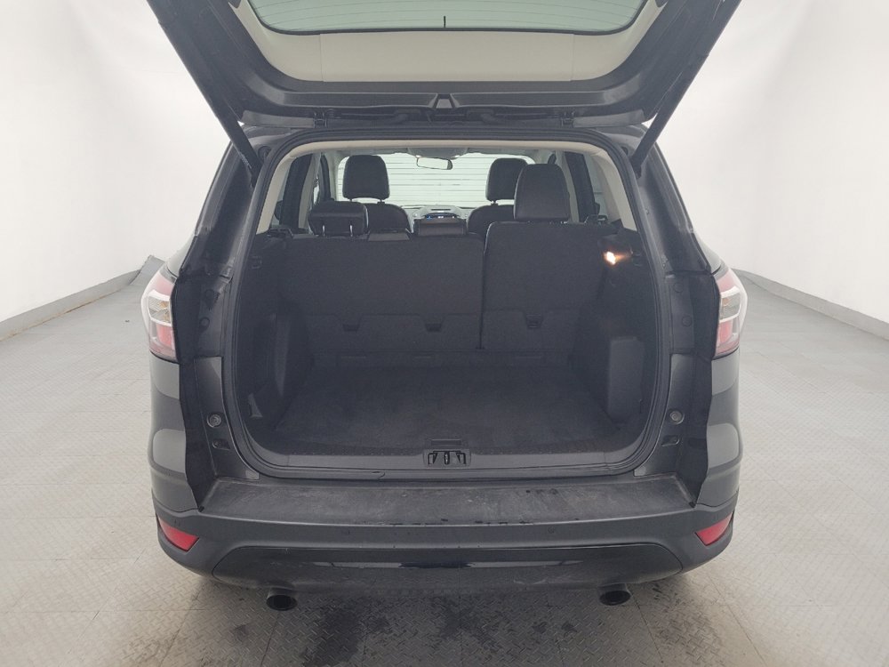 Used 2017 Ford Escape SE w/ Equipment Group 201A AWD/4WD image 29