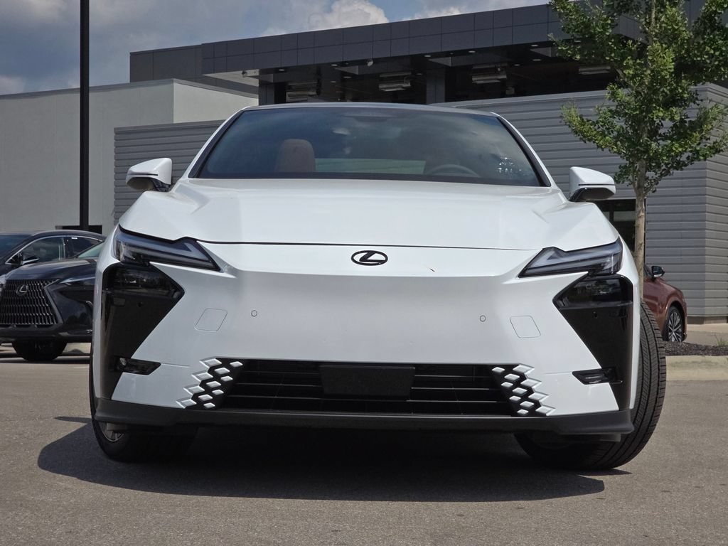 New 2026 Lexus ES 500e AWD/4WD image 3