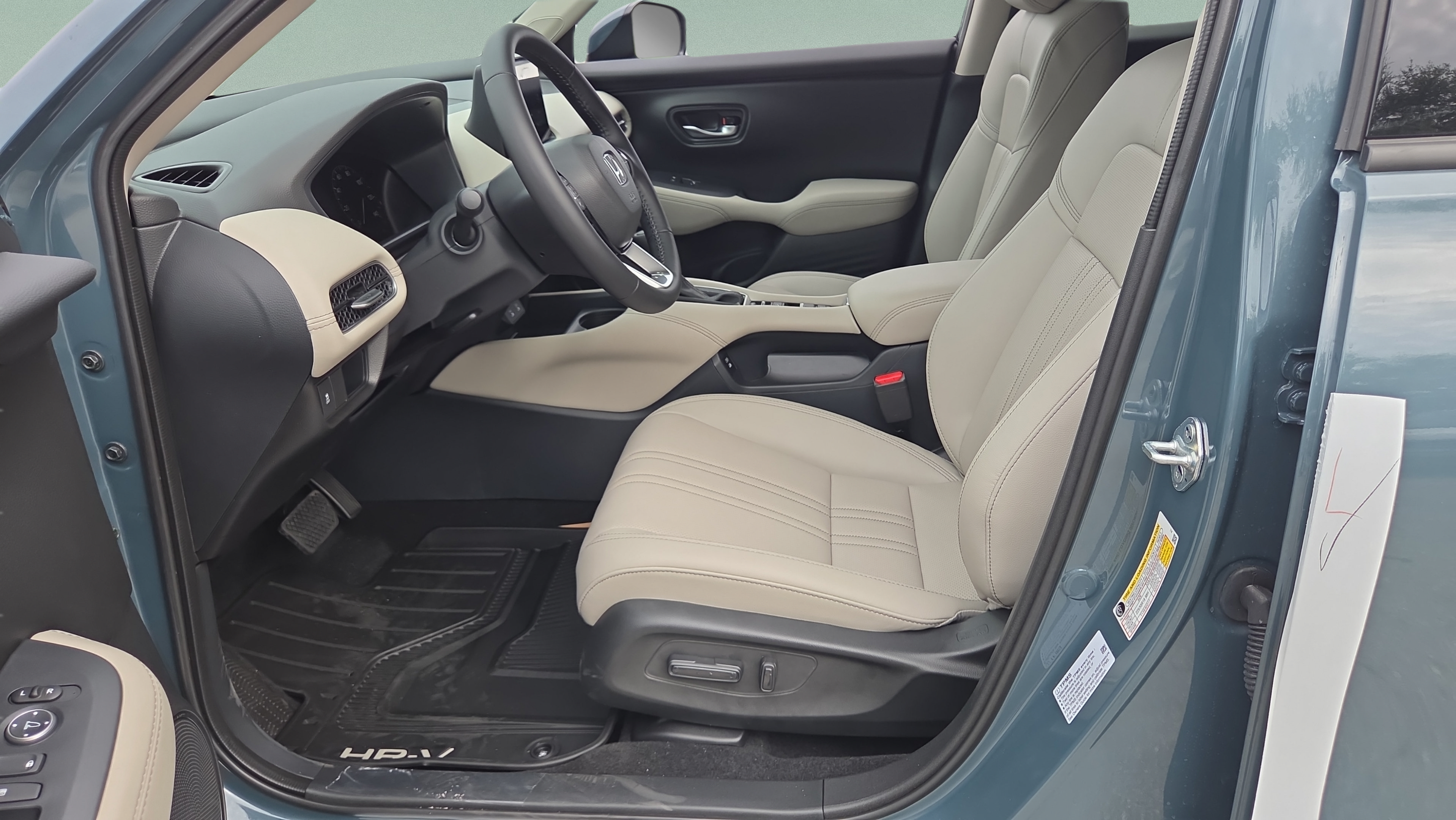 New 2027 Honda HR-V EX-L image 9