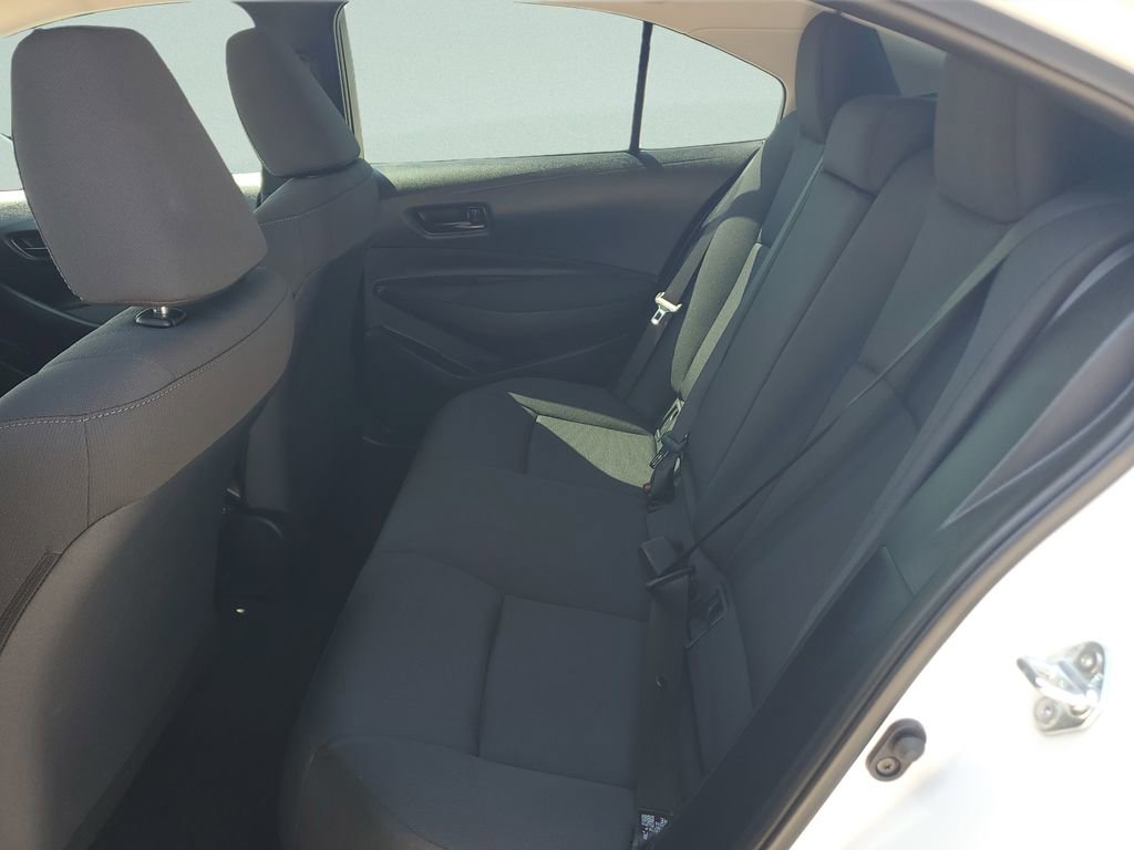 Used 2026 Toyota Corolla LE FWD image 10