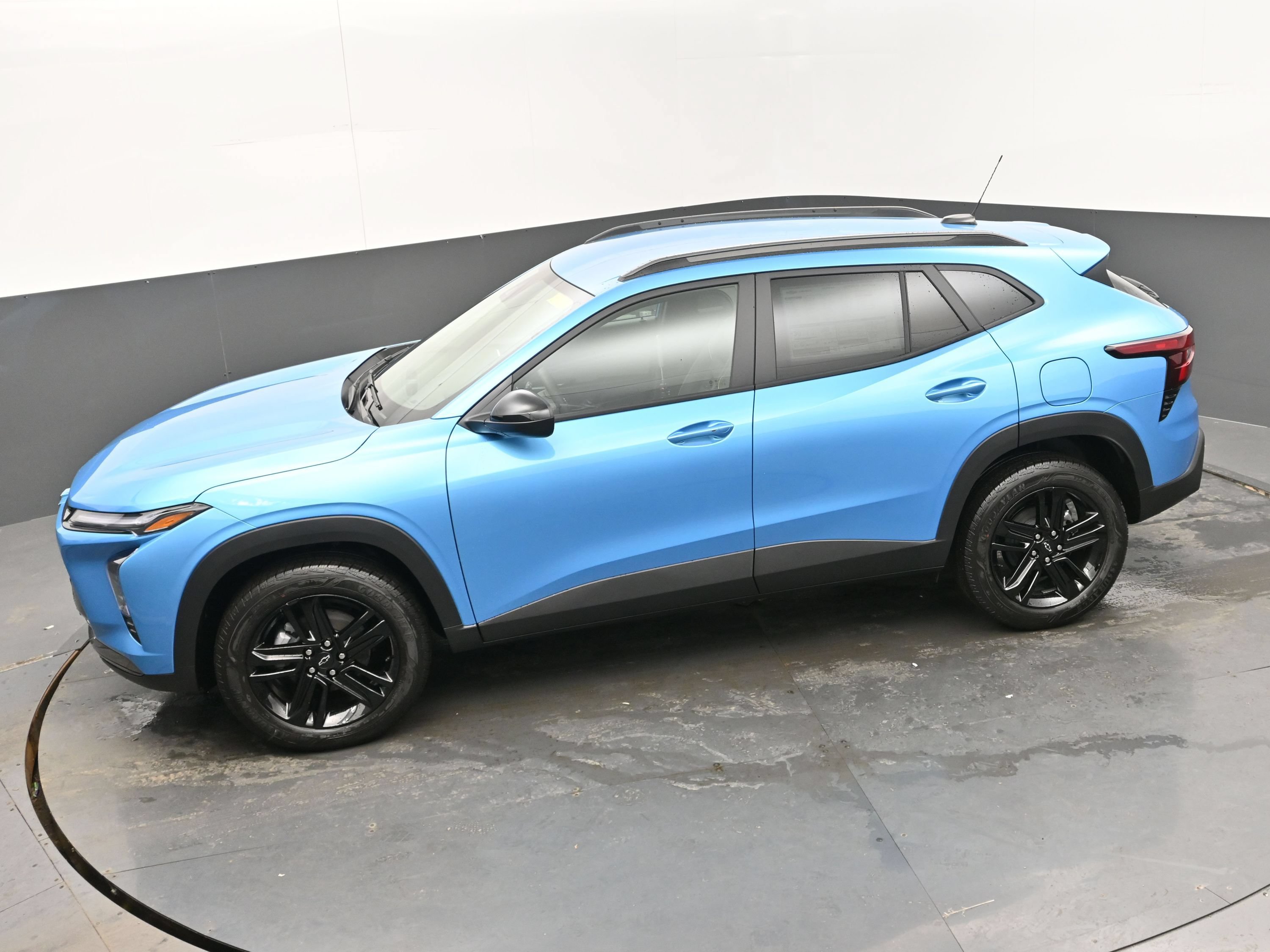 Used 2025 Chevrolet Trax ACTIV FWD image 47