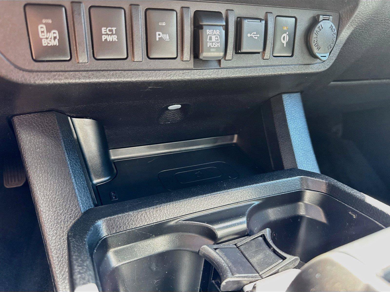 Used 2021 Toyota Tacoma TRD Sport w/ Technology Package RWD image 21