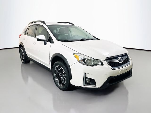 Used 2017 Subaru Crosstrek 2.0i Limited image 1