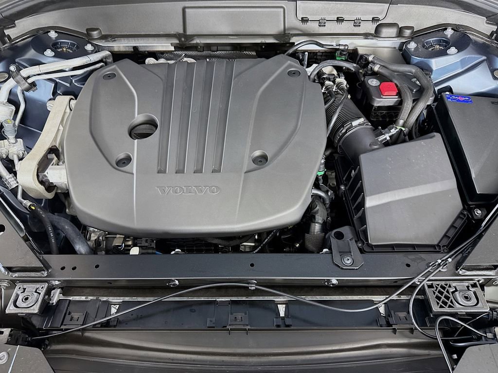 Certified 2026 Volvo XC60 B5 Ultra w/ Protection Package Premier image 32