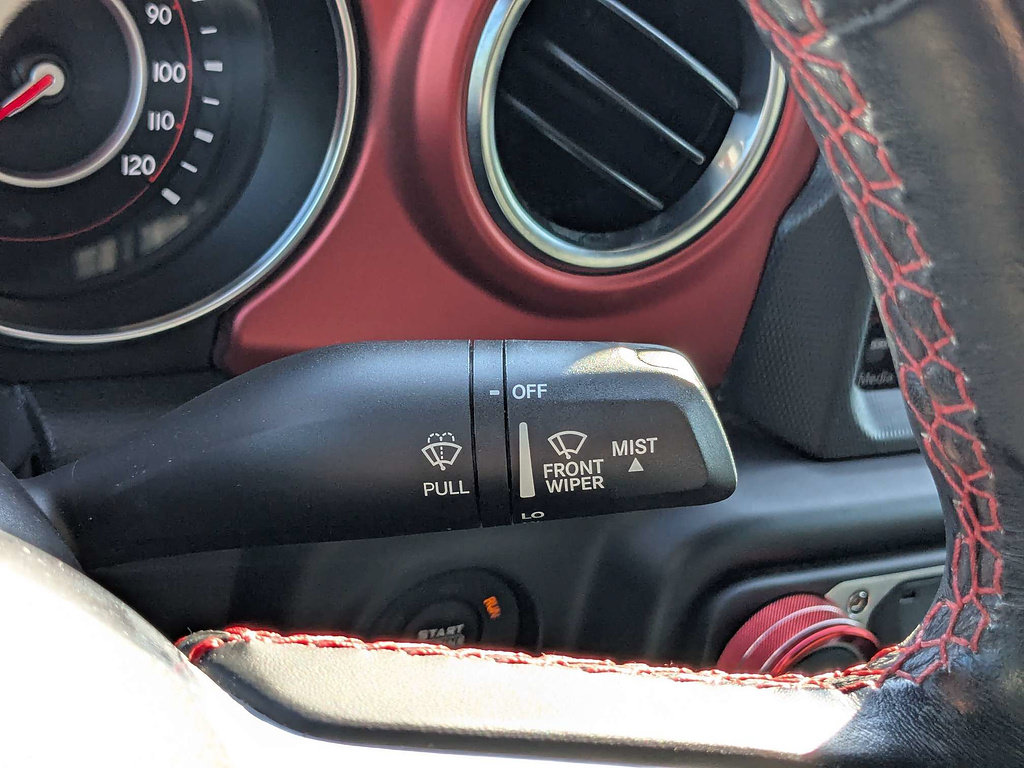 Used 2022 Jeep Wrangler Unlimited Rubicon w/ LED Lighting Group AWD/4WD image 29