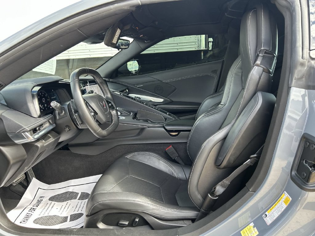 Used 2024 Chevrolet Corvette Stingray Coupe RWD image 24
