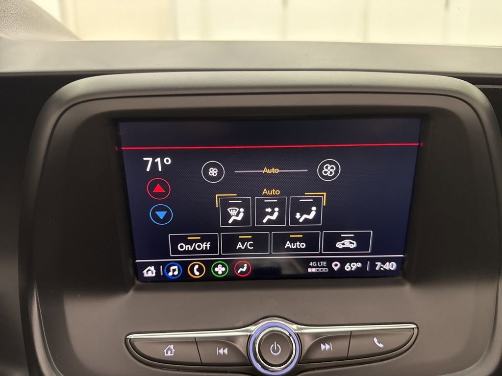 Used 2022 Chevrolet Camaro LT image 25