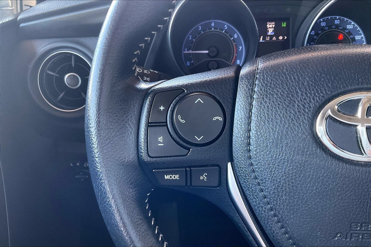 Used 2018 Toyota Corolla iM w/ All-Weather Mat Package FWD image 10