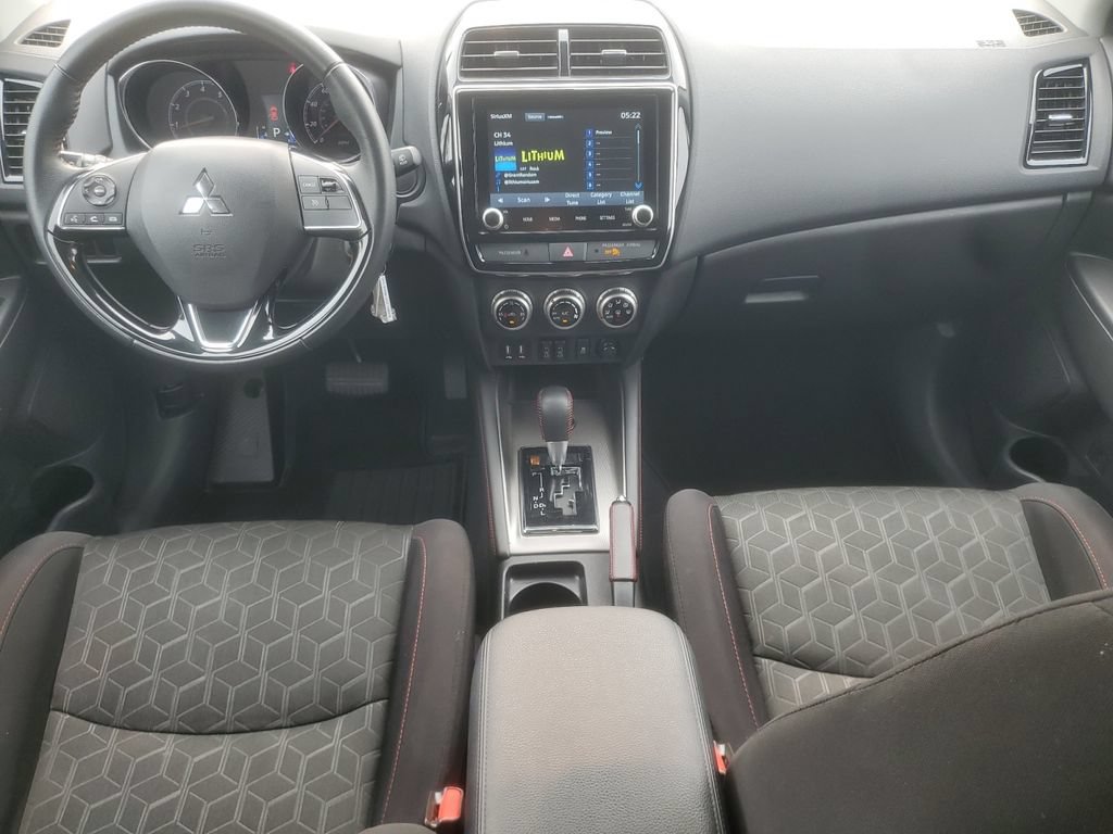 Used 2025 Mitsubishi Outlander Sport AWD image 22