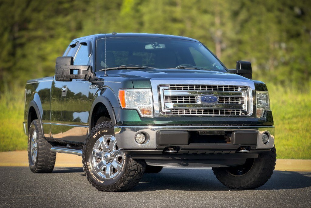 Used 2014 Ford F150 XLT w/ Equipment Group 302A Luxury AWD/4WD image 3