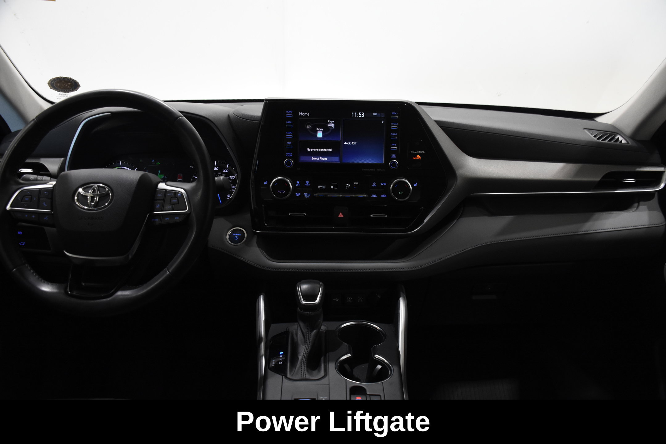 Used 2021 Toyota Highlander XLE AWD/4WD image 10