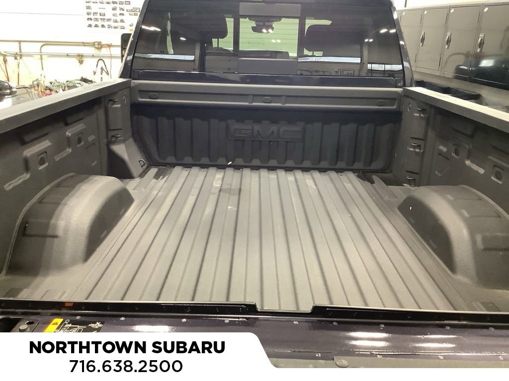 Used 2025 GMC Sierra 2500 AT4 w/ AT4 Premium Plus Package image 14