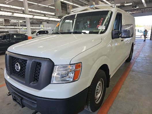 Used 2018 Nissan NV 3500 S RWD image 1