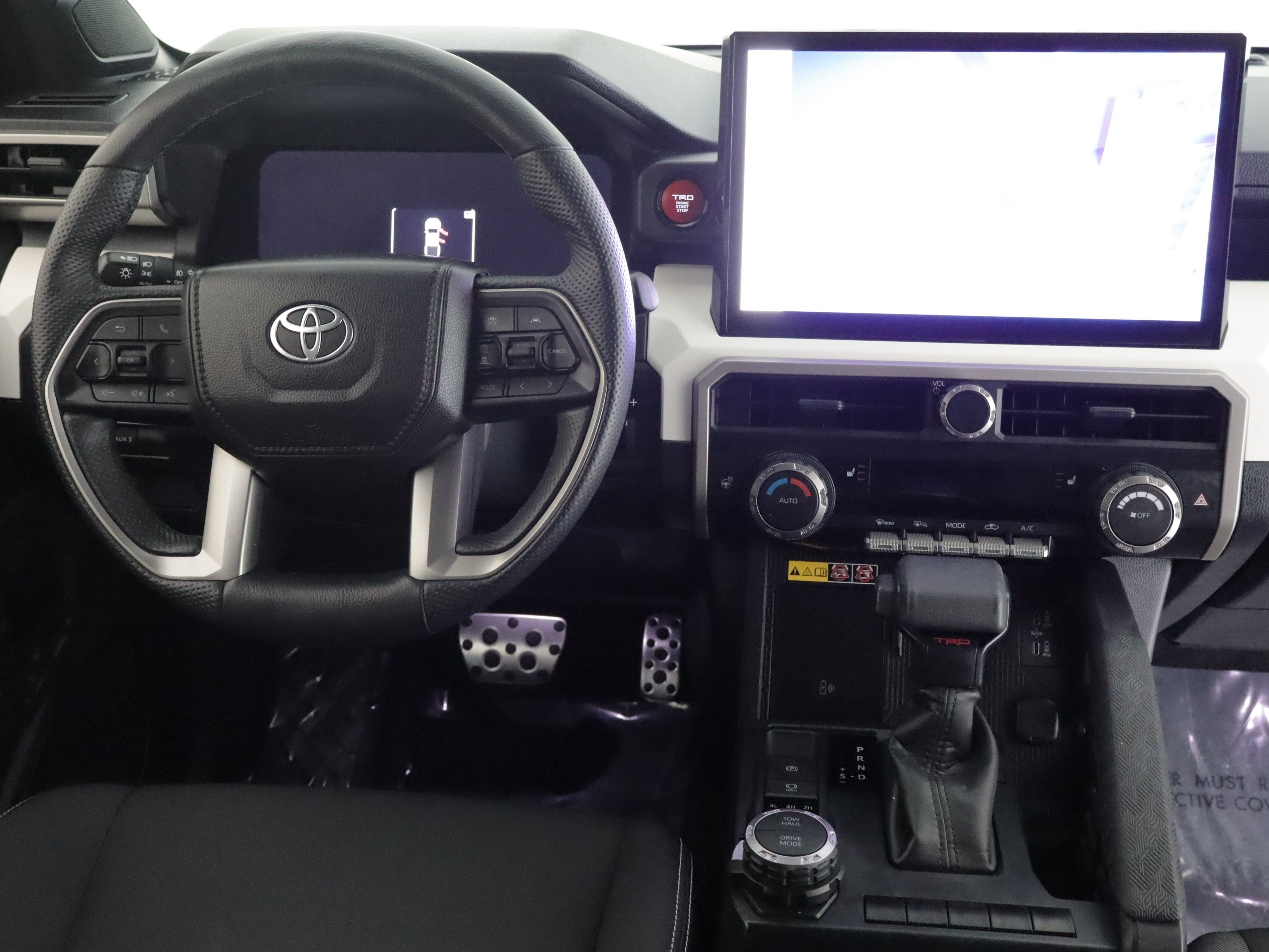 Used 2024 Toyota Tacoma TRD Sport w/ TRD Sport Upgrade Package AWD/4WD image 2