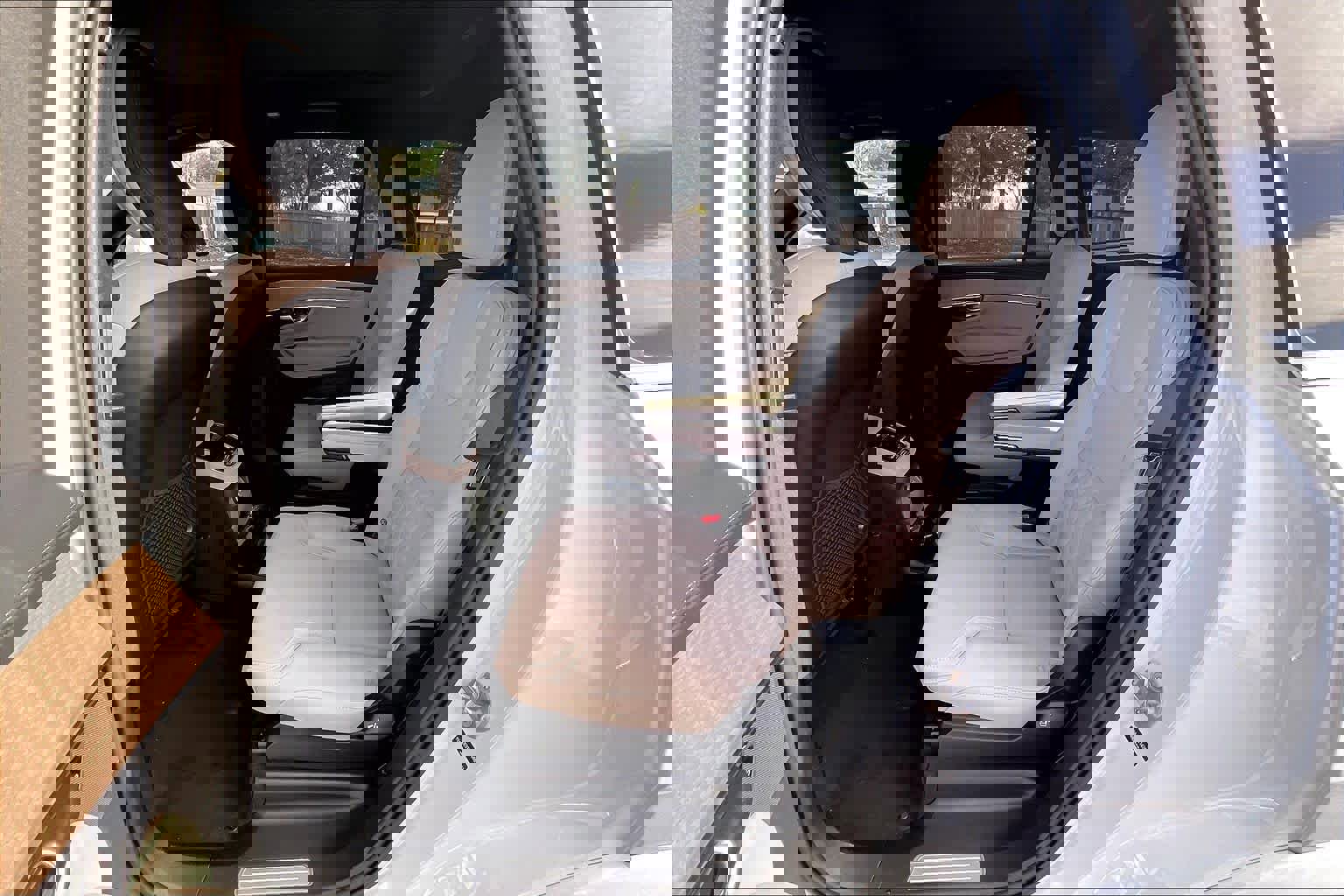 New 2026 Volvo XC90 T8 Plus image 12