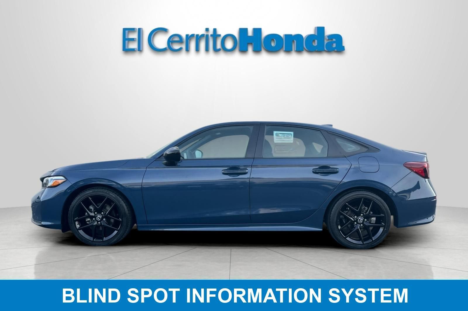 Used 2025 Honda Civic Sport image 6