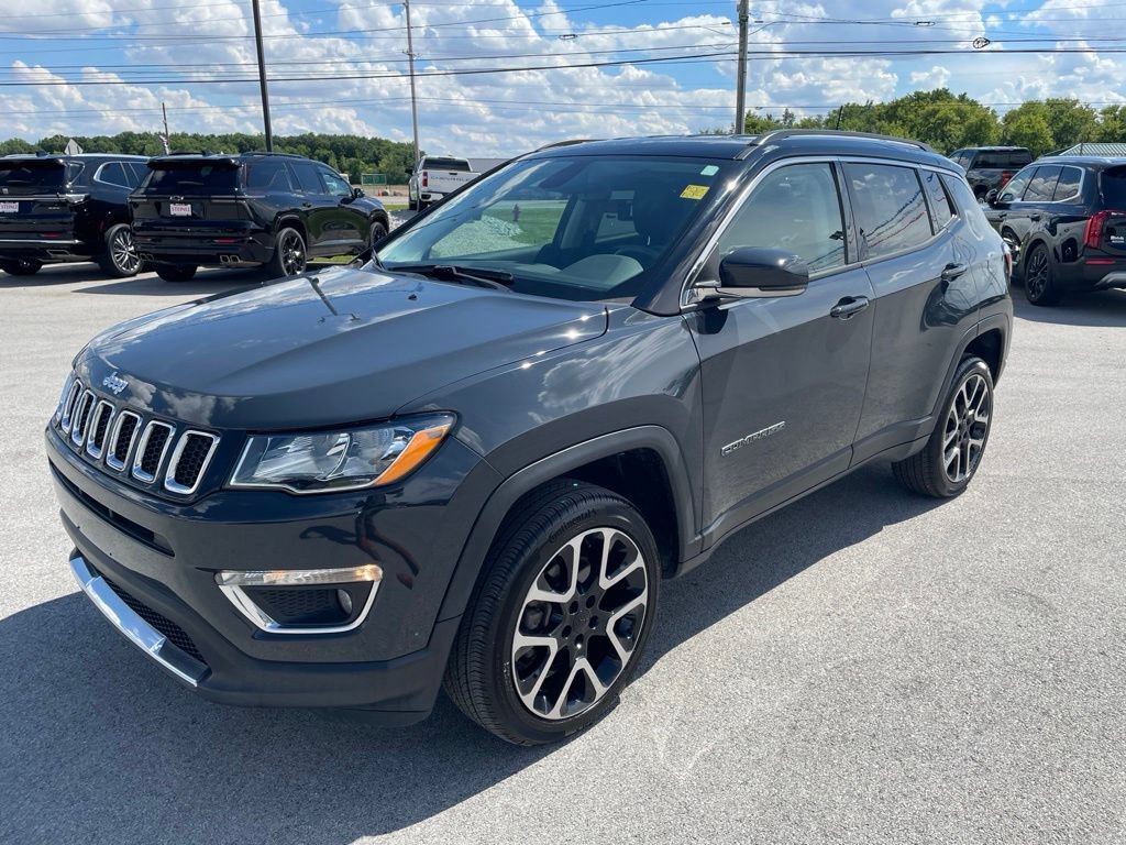 Used 2018 Jeep Compass Limited AWD/4WD image 3