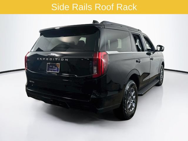 Certified 2025 Ford Expedition Active AWD/4WD image 11