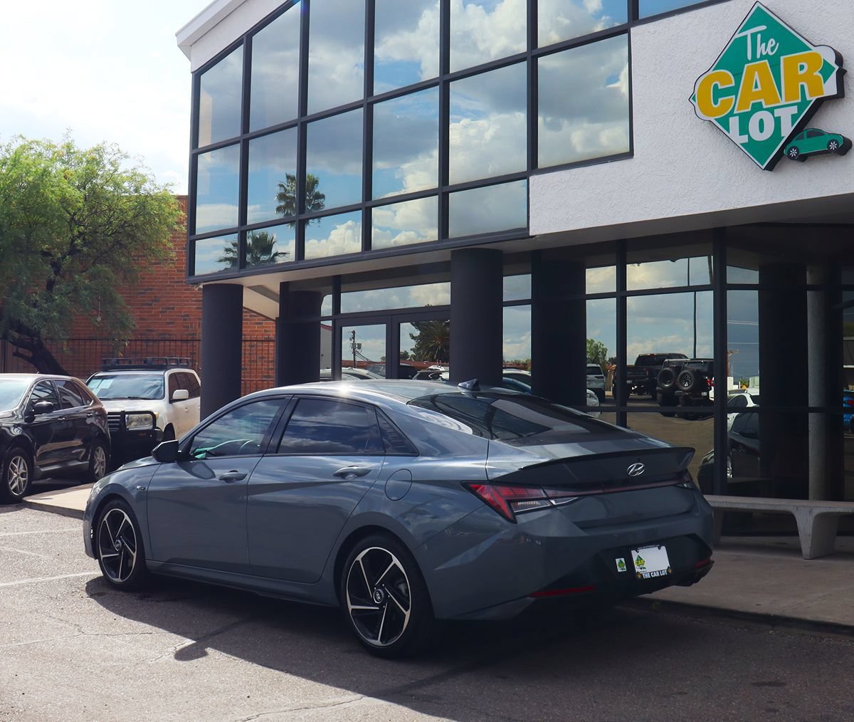 Used 2021 Hyundai Elantra N Line w/ Cargo Package FWD image 9