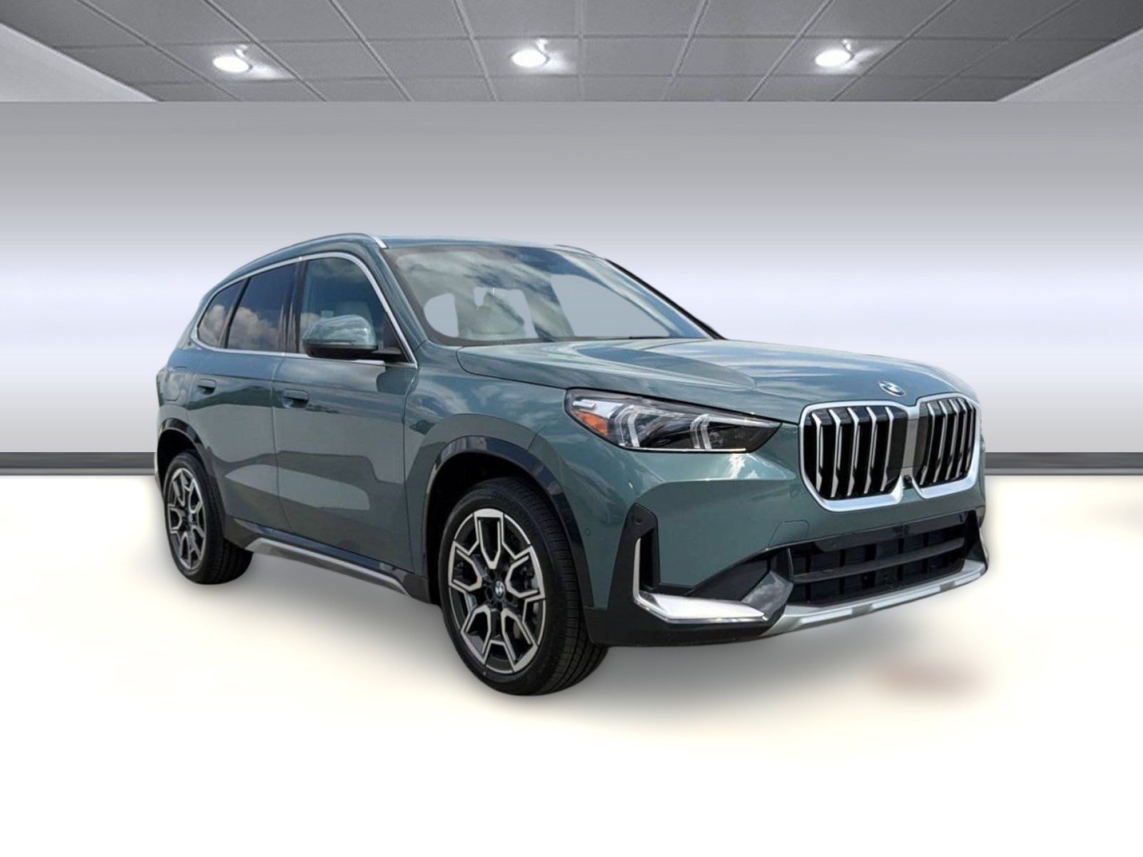 Used 2026 BMW X1 xDrive28i w/ Technology Package AWD/4WD image 6