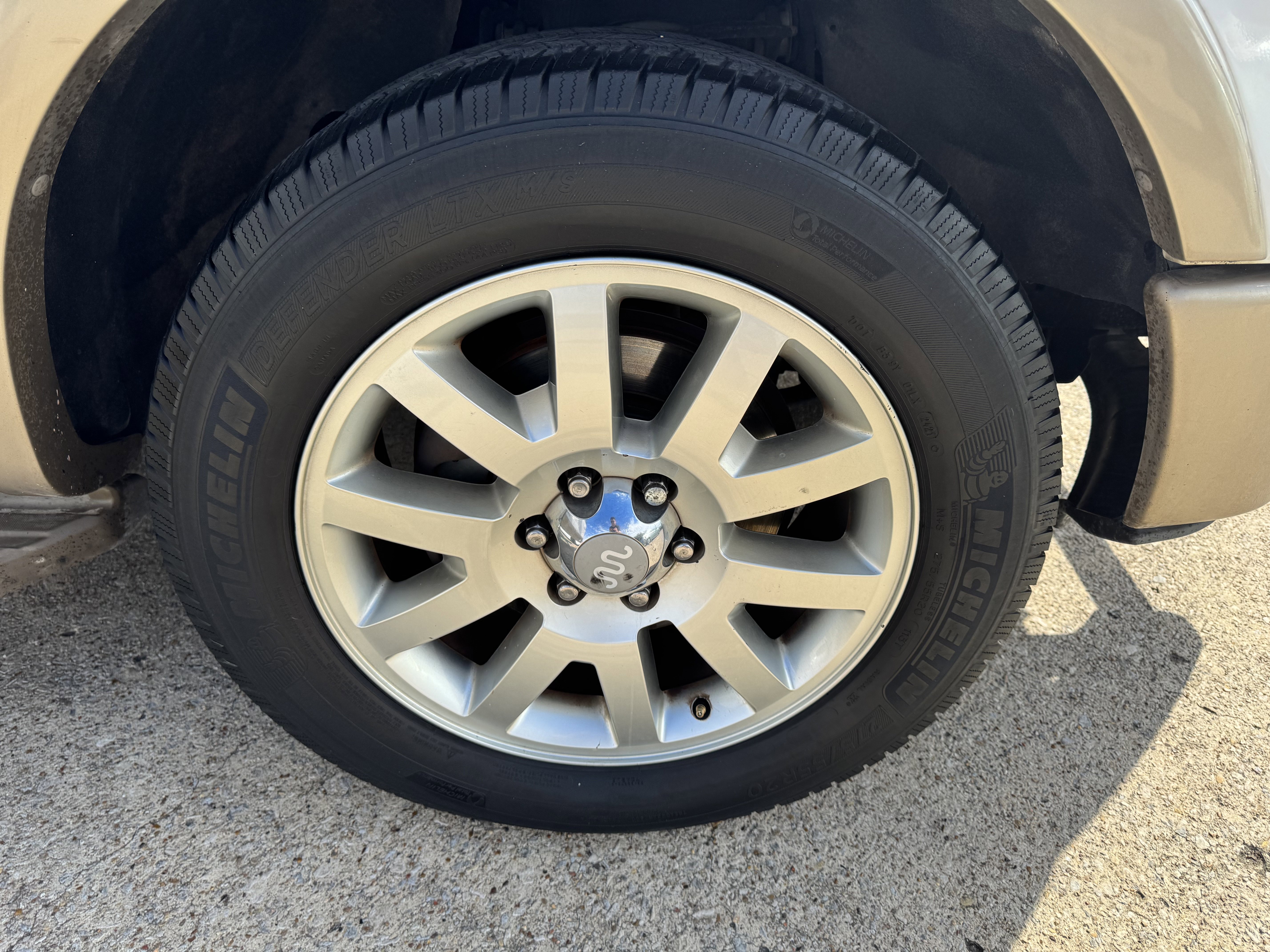 Used 2011 Ford F150 King Ranch image 12