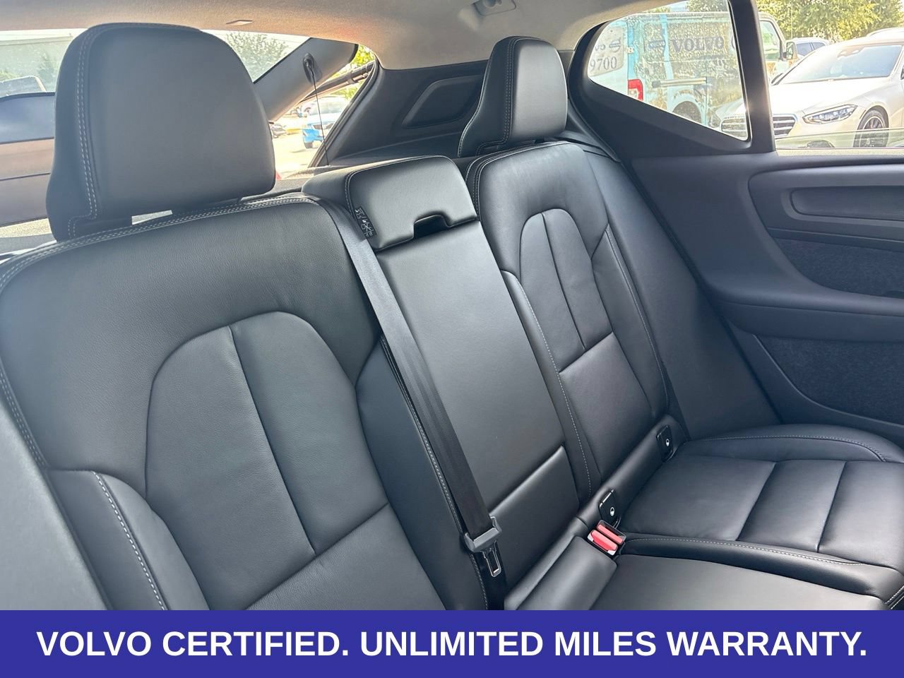 Certified 2023 Volvo XC40 B5 Plus w/ Protection Package Premier AWD/4WD image 11