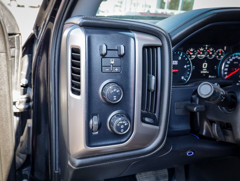 Used 2019 GMC Sierra 3500 Denali w/ Duramax Plus Package AWD/4WD image 22