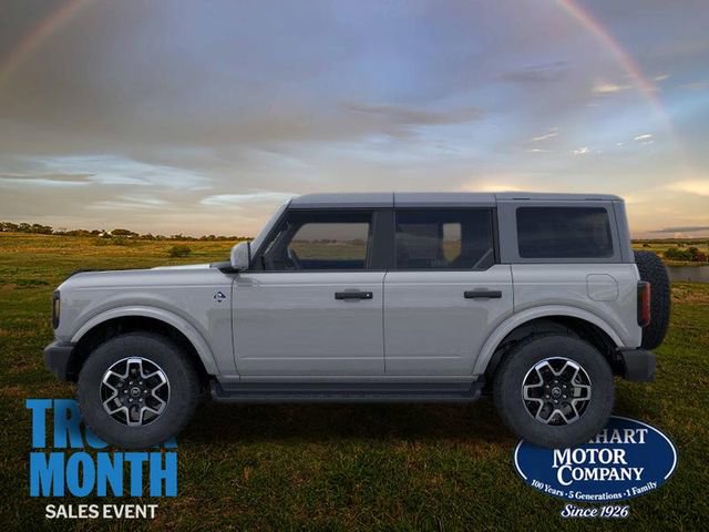New 2026 Ford Bronco Outer Banks image 3