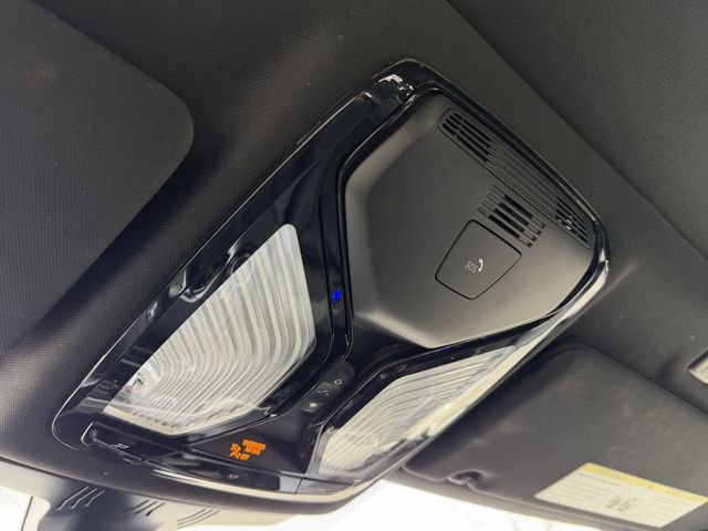 Used 2023 BMW 530i image 14