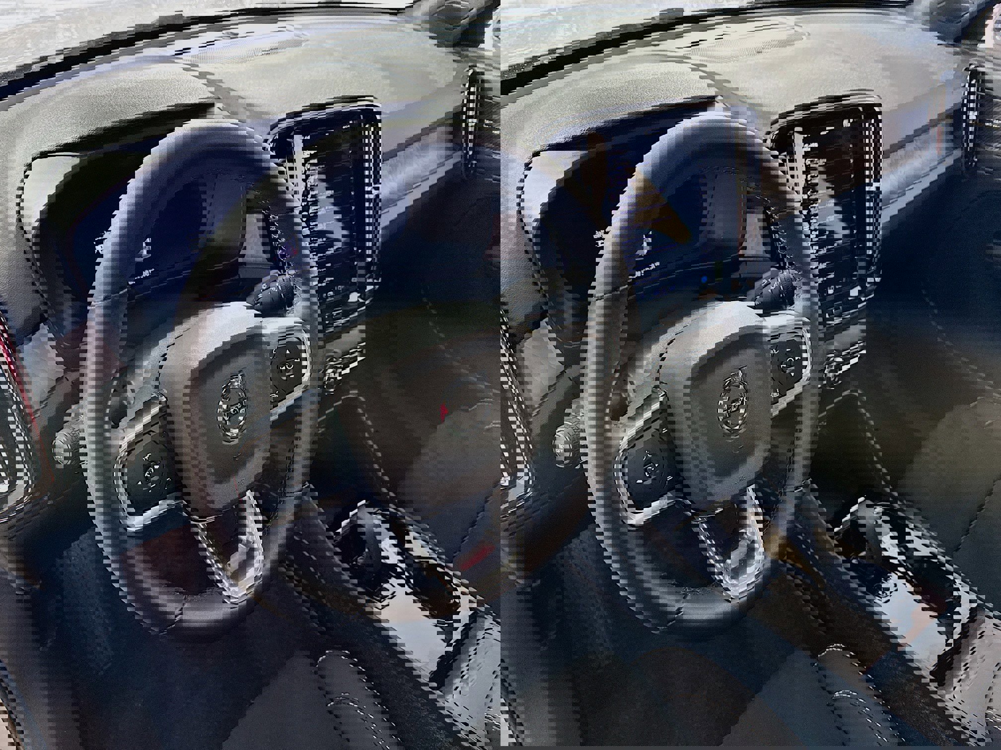 Used 2023 Volvo C40 P8 Recharge Ultimate AWD/4WD image 14