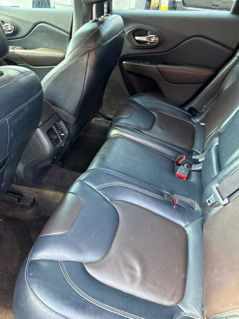 Used 2015 Jeep Cherokee Limited image 10