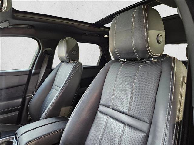 Used 2021 Land Rover Range Rover Velar R-Dynamic S image 19