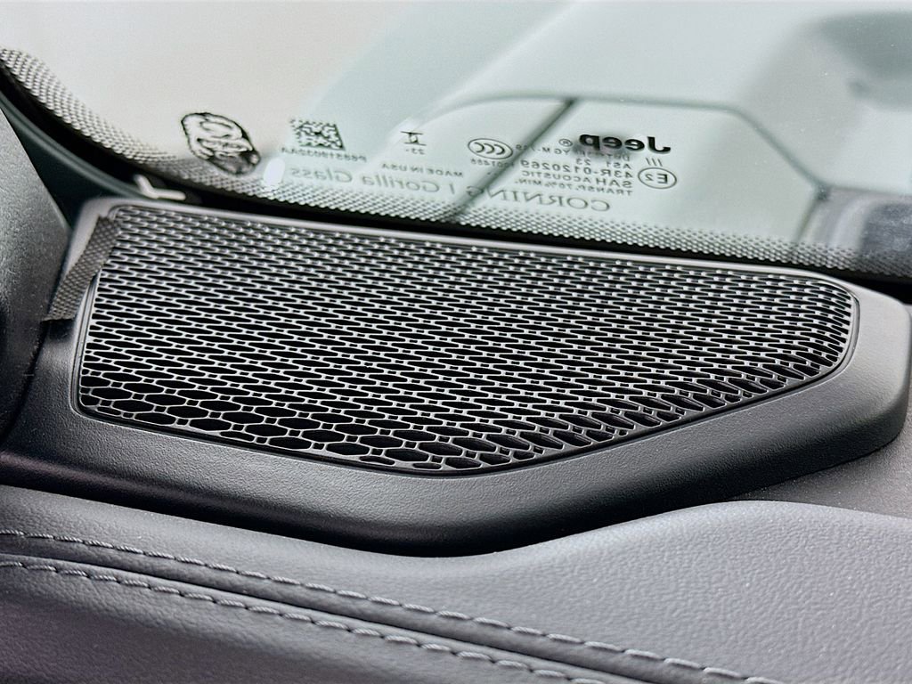 Used 2024 Jeep Wrangler Unlimited Rubicon 392 image 24