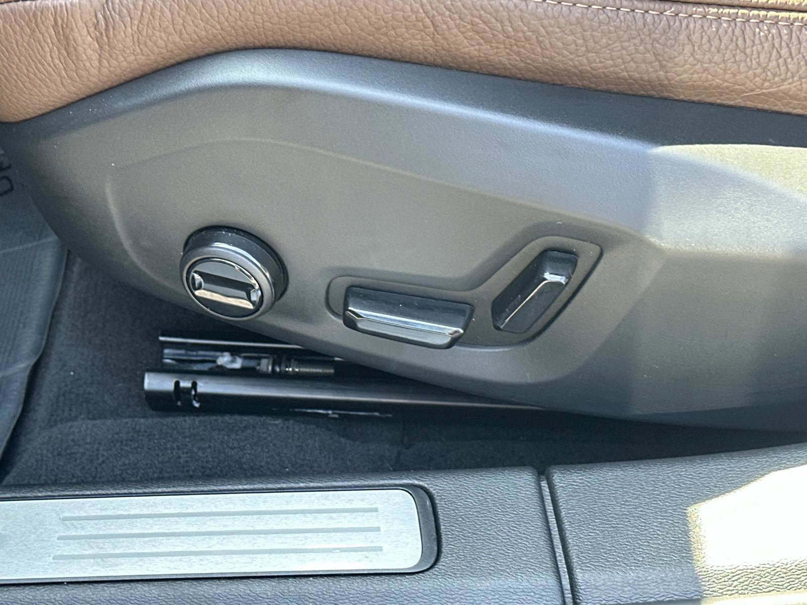 Certified 2026 Volvo V60 B5 Cross Country Plus w/ Climate Package image 18