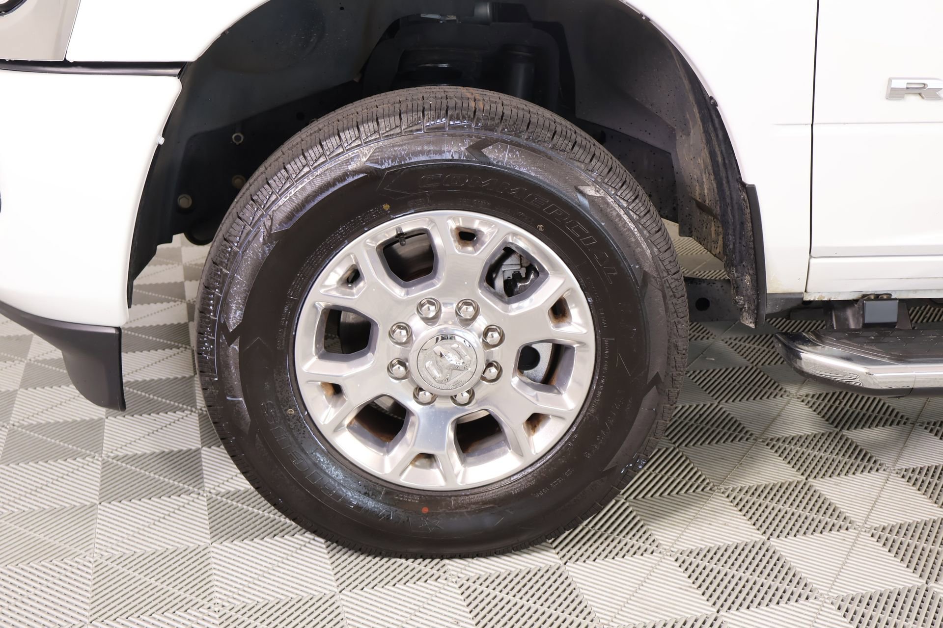 Used 2024 RAM 2500 Laramie AWD/4WD image 18